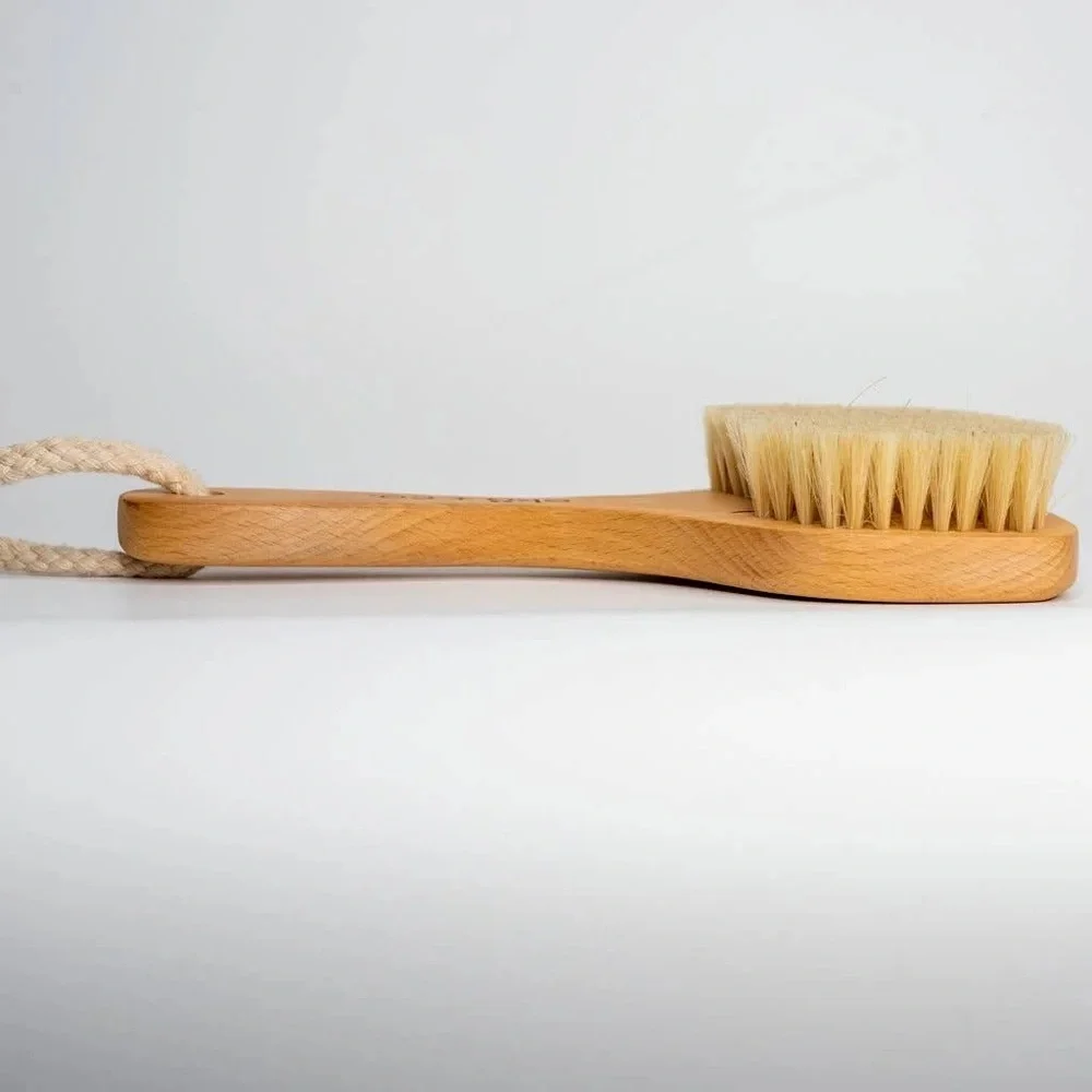 Eco-Friendly Bath Shower Dry Brush with Natural Bristles - Picture 3 of 4
